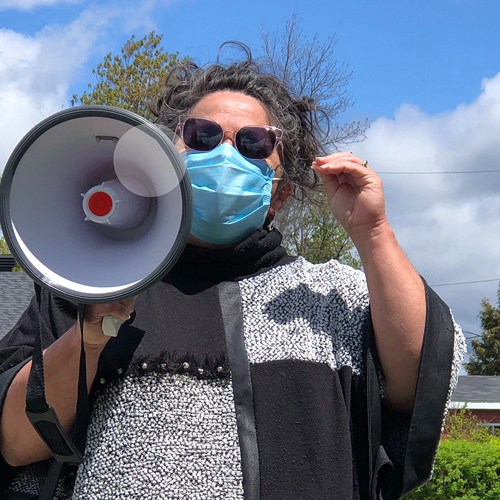 Image COVID-19 | Les membres de l’APTS manifestent à Val-d’Or pour des conditions décentes, vitales pour sortir de la crise! - APTS Image COVID-19 | Les membres de l’APTS manifestent à Val-d’Or pour des conditions décentes, vitales pour sortir de la crise! - APTS