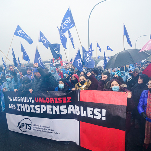 Image Négociations | À bout de patience, l’APTS interrompt son congrès pour manifester