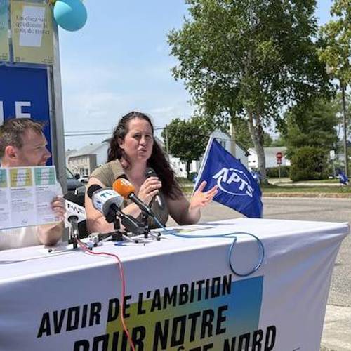 « L’heure de l’ambition est venue » sur la Côte-Nord, selon un syndicat en santé par Nazdar Roy Nazdar Roy - APTS « L’heure de l’ambition est venue » sur la Côte-Nord, selon un syndicat en santé par Nazdar Roy Nazdar Roy - APTS