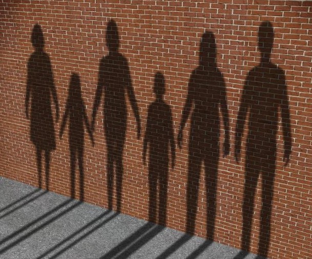 Lettre ouverte - Arrêtons la surveillance et le profilage de masse des personnes migrantes! - APTS