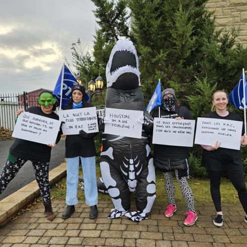 Résidences à assistance continue: tournée de manifestations silencieuses en Montérégie pour dénoncer les risques en santé et sécurité - APTS