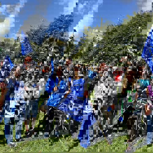 Match des Kings aux frais de la population | manifestation pour le filet social au pied du Centre Vidéotron - APTS Match des Kings aux frais de la population | manifestation pour le filet social au pied du Centre Vidéotron - APTS